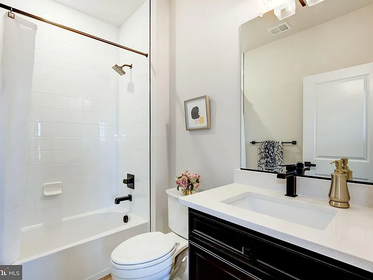 6547 Clubhouse Dr — Photo 55