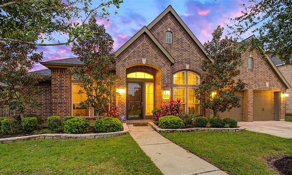 1st image of 4019 Pebble Heights Ln