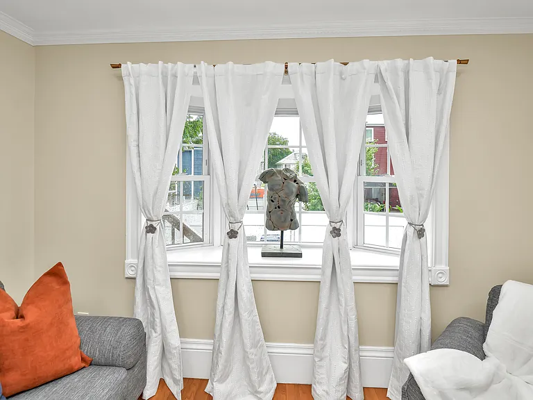 10 Pierce Ave #1 — Photo 48