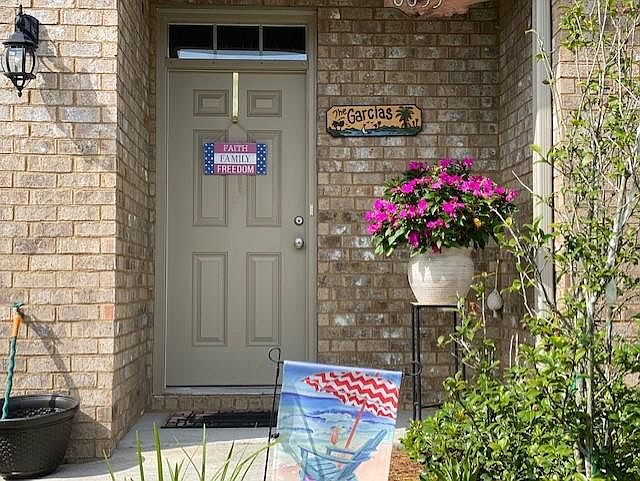 1st image of 8833 Brown Pelican Cir