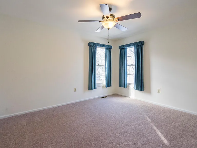 13 Sweetwater Cir — Photo 14