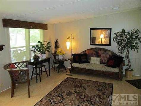 4th image of 2108 Burnt Pine Ln