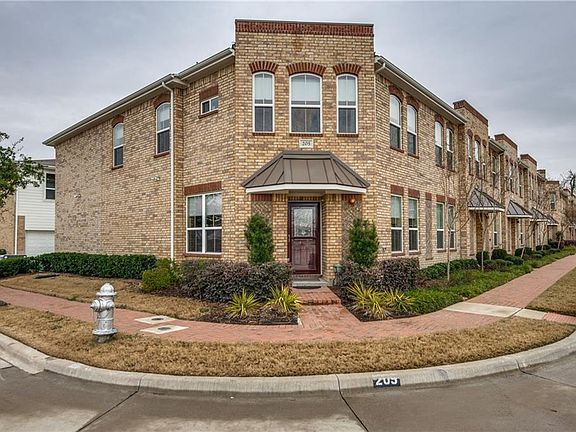 2nd image of 205 Lily Ln