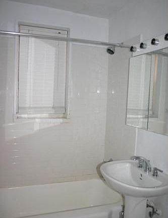 3rd image of 3725 81st St APT 6B