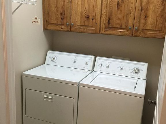 4th image of 371 Tapitio Dr