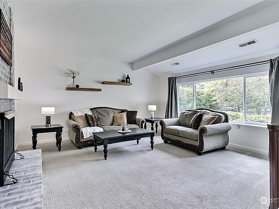4th image of 67 Silver Beach Drive