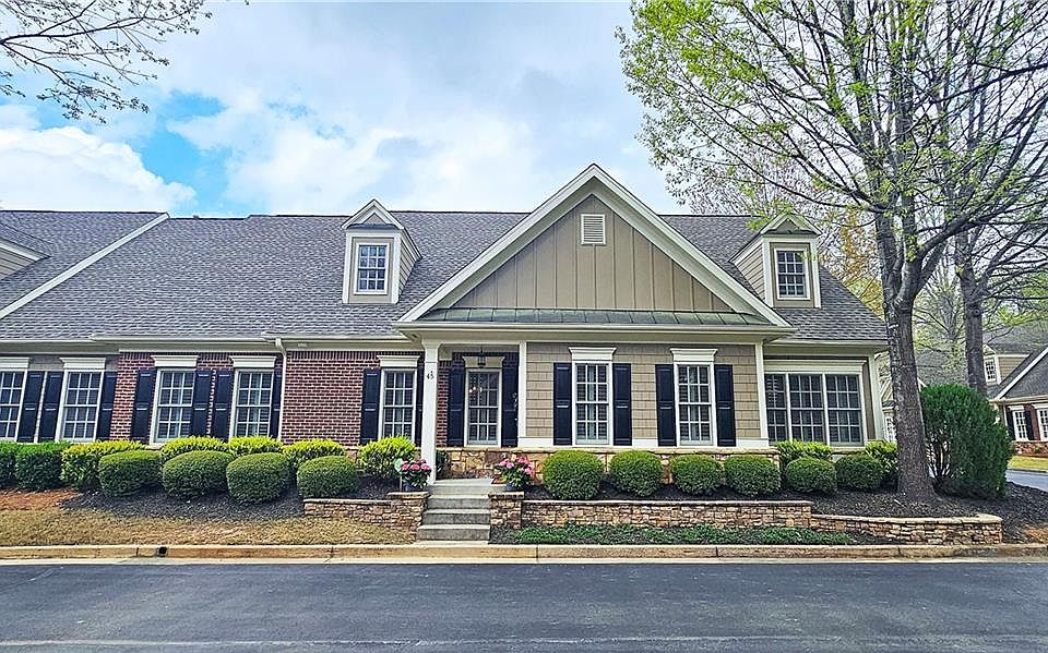 1st image of 625 Aunt Lucy Ln SW Ste 45