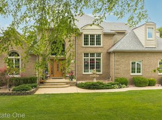 2681 Vero Dr, Highland, MI 48356