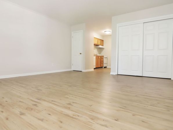 659 S Limestone APT 8