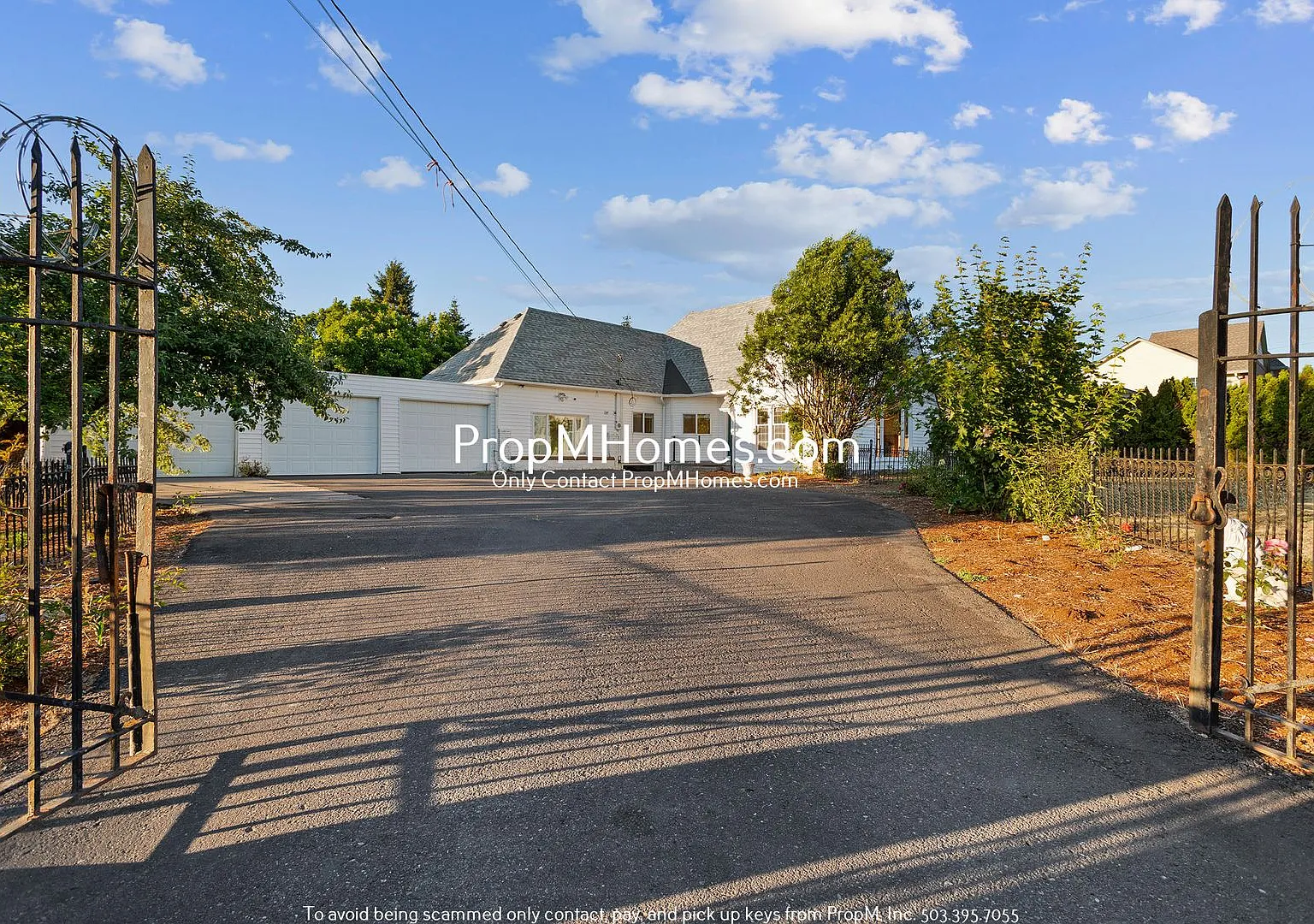 Discover Architectural Charm with this 3 Bedroom Estate! — Photo 1