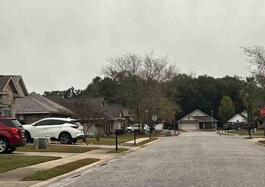 1st image of 319 Amberlee Ct