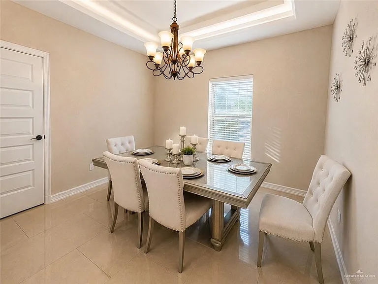 2708 E Imperial Oaks Dr — Photo 6