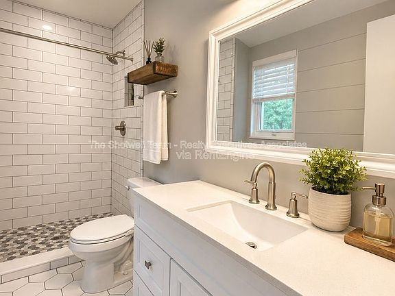 5th image of 6400 Shetland Dr