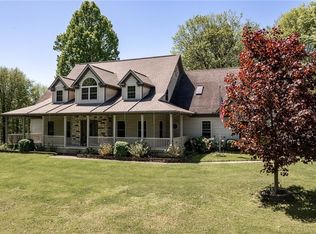 8403 Rochester Rd, Kensington, OH 44427