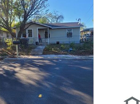 635 N San Joaquin Ave