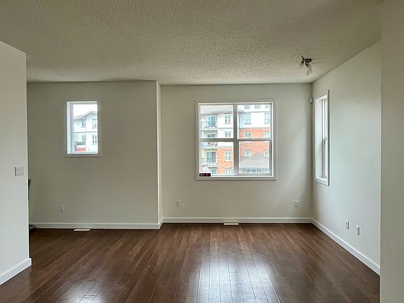 Ad Photos 58 655 Watt Blvd SW - 8_05172022