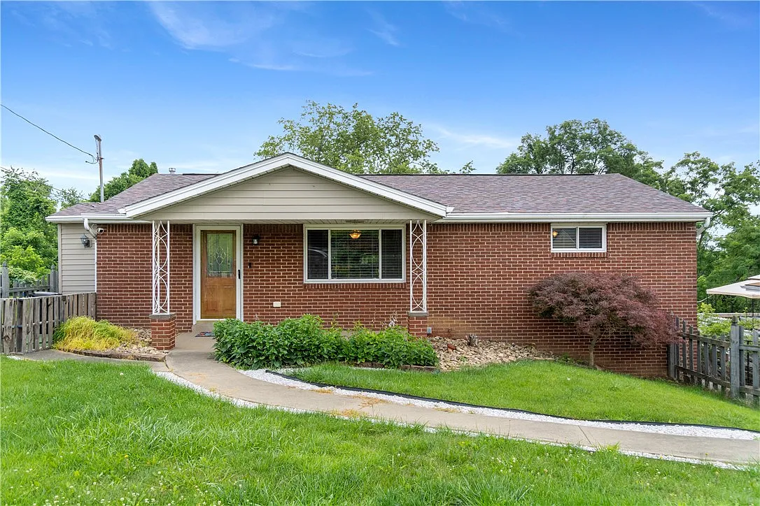 120 Dorman Dr photo 1