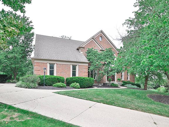 2nd image of 5911 Hazeltine Ct