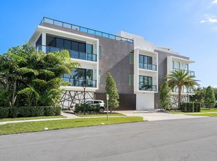 344 Venetian Drive #101, Delray Beach, FL 33483