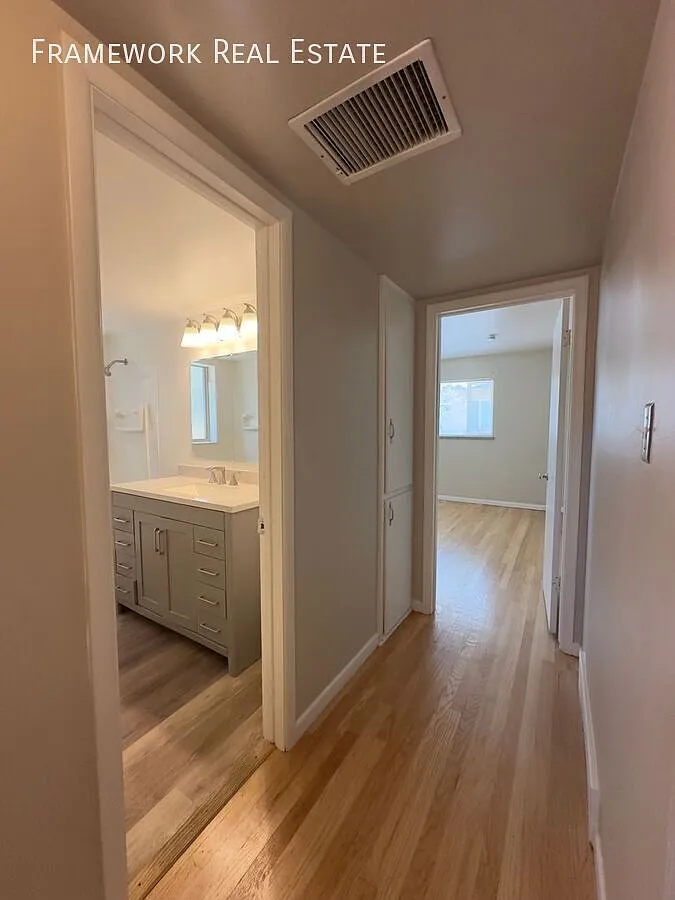 Two-bedroom, One-bathroom apartment home with washer and dryer — Photo 4