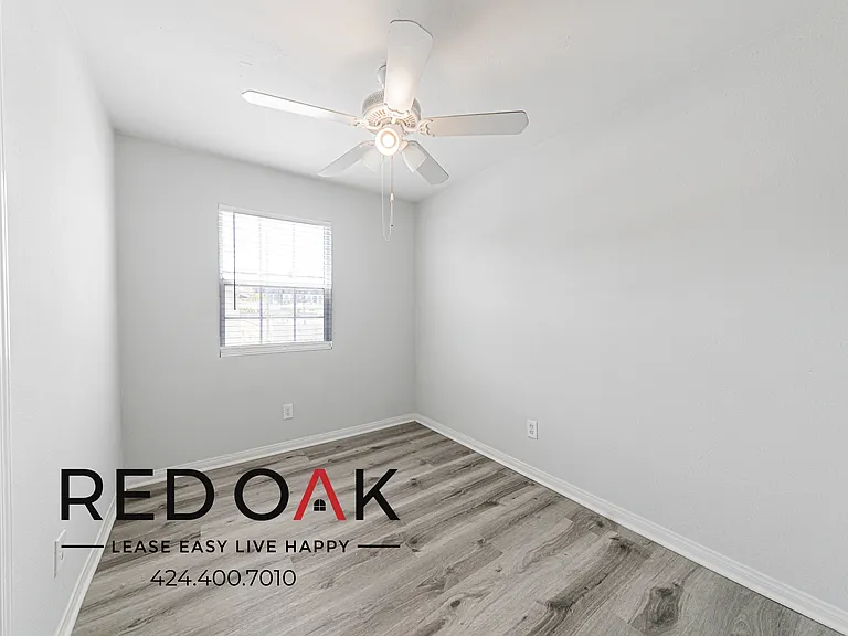 1032-1036 S Normandie Ave #1036-9 — Photo 15