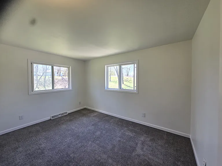 695 Jacobas Rd — Photo 16