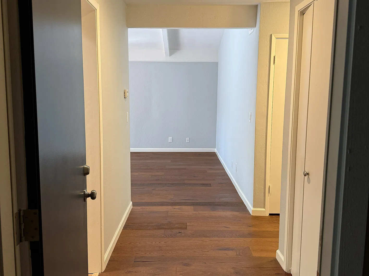 2 bed, 1218 sqft, $4,500 — Photo 2