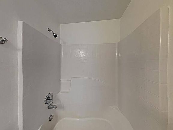 5th image of 2964 Elbib Dr
