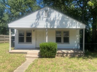 814 E Elgin Pl, Broken Arrow, OK 74012