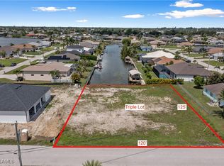 824 SW 4th Pl, Cape Coral, FL 33991