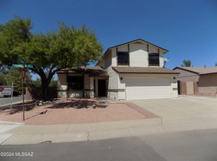 2580 W Fanbrook Rd, Tucson, AZ 85741
