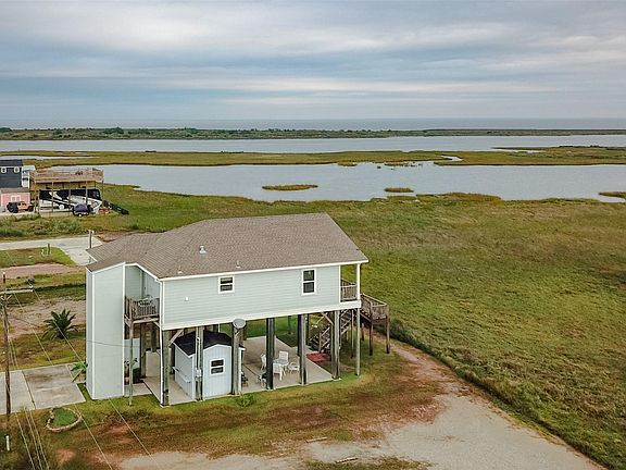 3rd image of 1226 Canal Dr