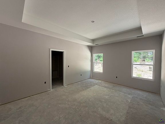 5th image of 127 Alpine Dr