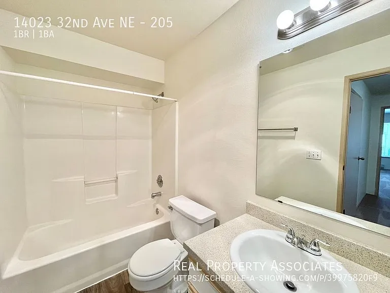 Parkway 1 — Photo 16