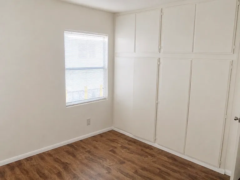 6717 Fulton Ave #2 — Photo 6