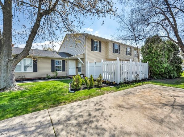 8116 Independence Dr, Mentor, OH 44060