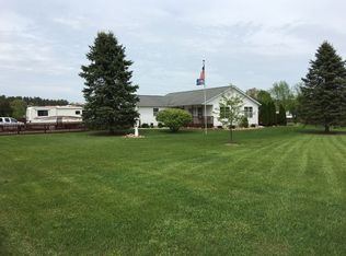 1303 S Van Kal St, Kalamazoo, MI 49009