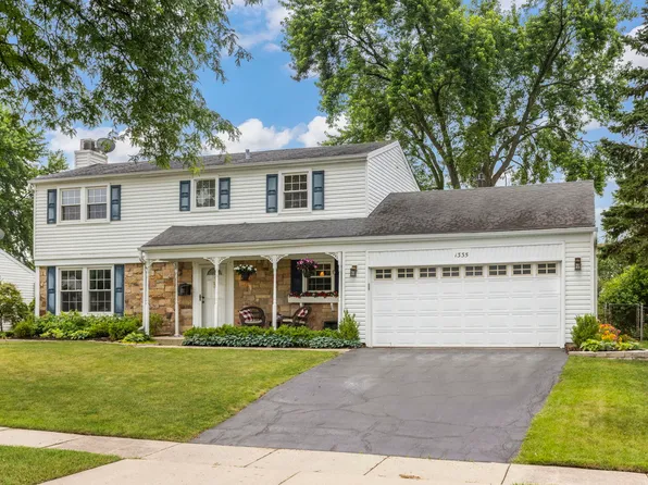 1335 Chalfont Dr, Schaumburg, IL 60194