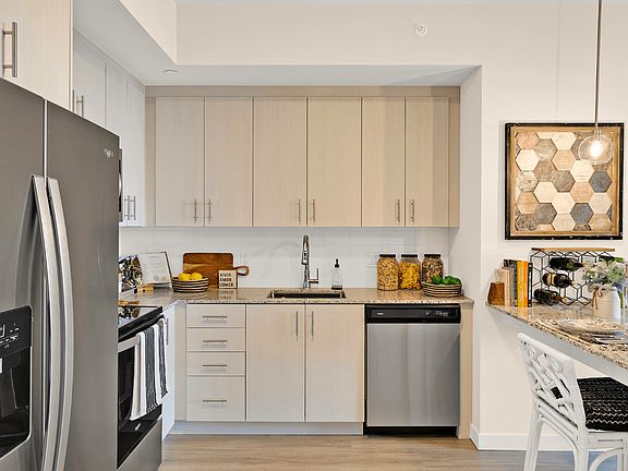 3rd image of 3051 W 16th Ave #3-704