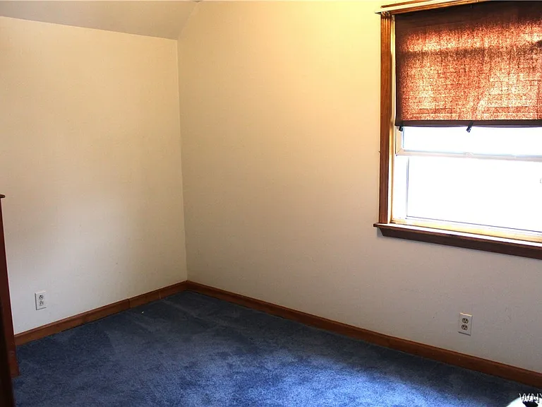 40 Ryan St — Photo 10