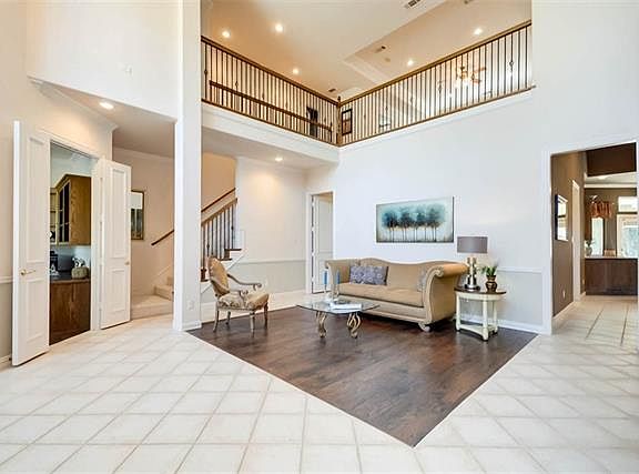 5th image of 1322 Creekwood Dr