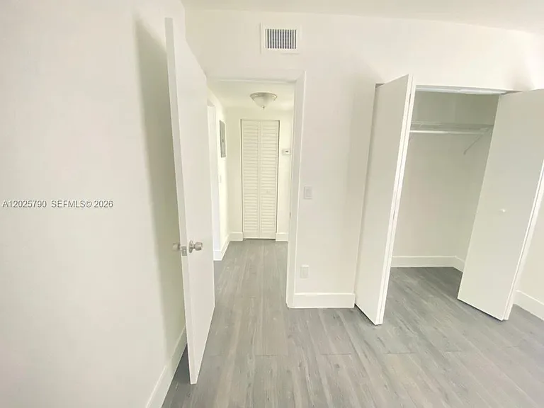 2150 NW 24th St #2 — Photo 4