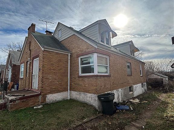 4th image of 1810 Switzer Ave