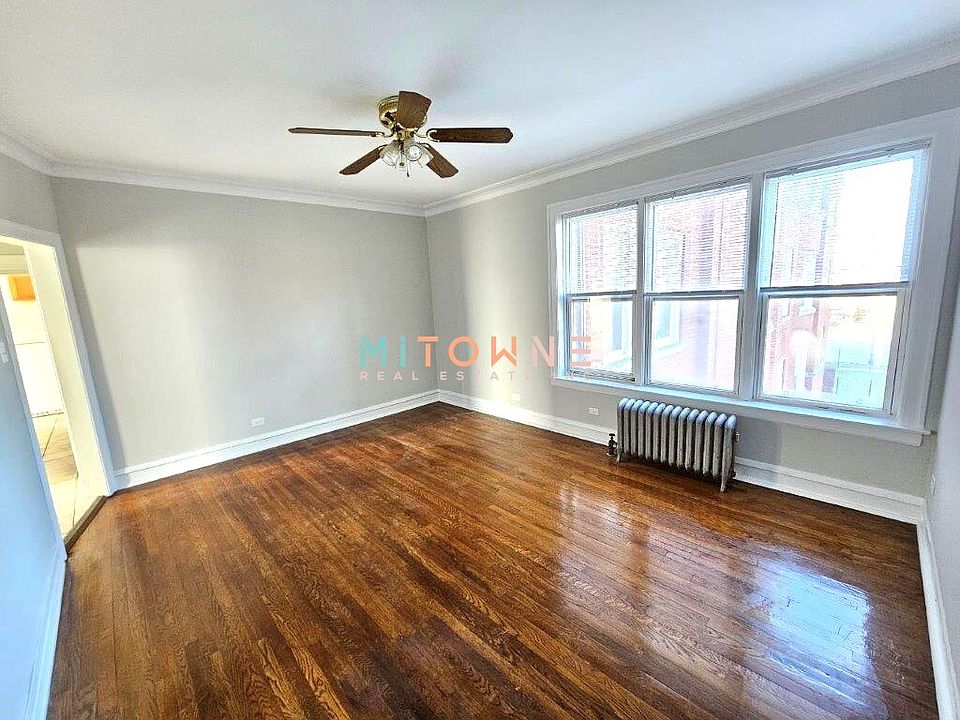 1st image of 1560 W Birchwood Ave #3