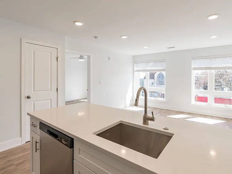 1616 N Bailey Street — Photo 6