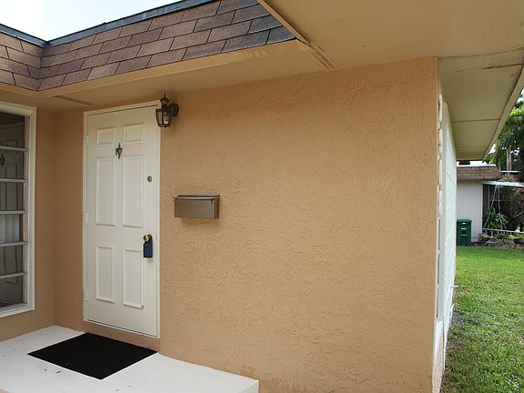 2nd image of 7908 NW 72nd Ave