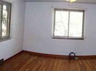 2660 Milford Dr, Bethel Park, PA 15102