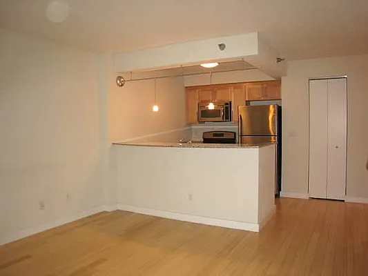 Rented by State Plus Realty | media 11