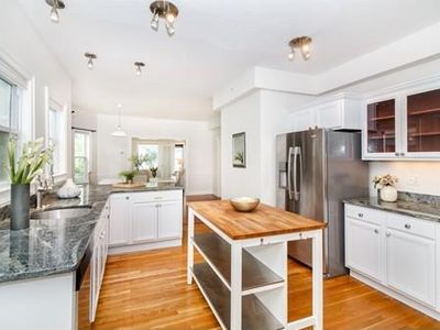 49 Elm St #2, Somerville, MA, 02143
