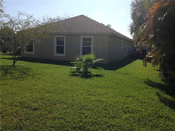 5th image of 458 High Hawk Cir
